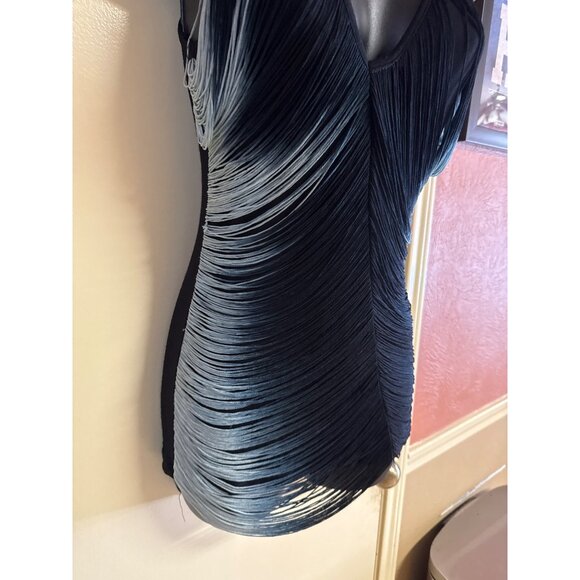 V-Neck Black Fringe Ombre Sleeveless Dress - Picture 3 of 9
